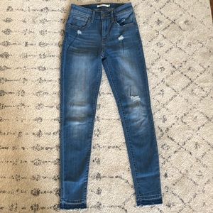 Light-washed Levi’s Jeans